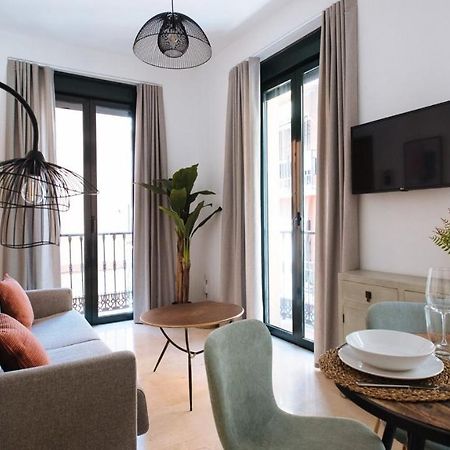 Chiqui And Vicente Suite Apartments Sevilla Eksteriør billede