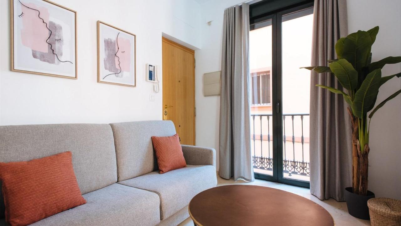 Chiqui And Vicente Suite Apartments Sevilla Eksteriør billede