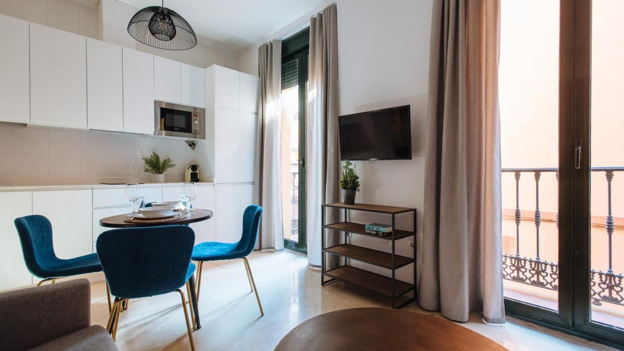 Chiqui And Vicente Suite Apartments Sevilla Eksteriør billede