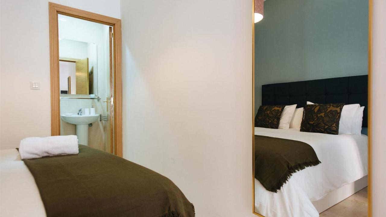 Chiqui And Vicente Suite Apartments Sevilla Eksteriør billede